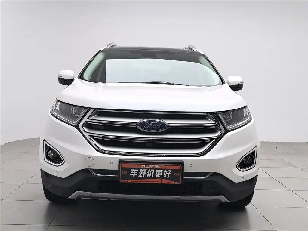 Edge EcoBoost 245 4 WD Supreme Sharp 7-seat