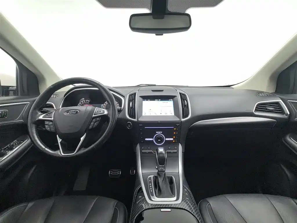 Edge EcoBoost 245 4 WD Supreme Sharp 7-seat