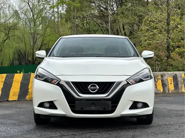 Nissan Lannia 1.6 L CVT Connected Smart Cool CN-VI