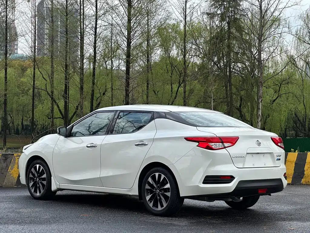 Lannia 1.6 L CVT Connected Smart Cool CN-VI