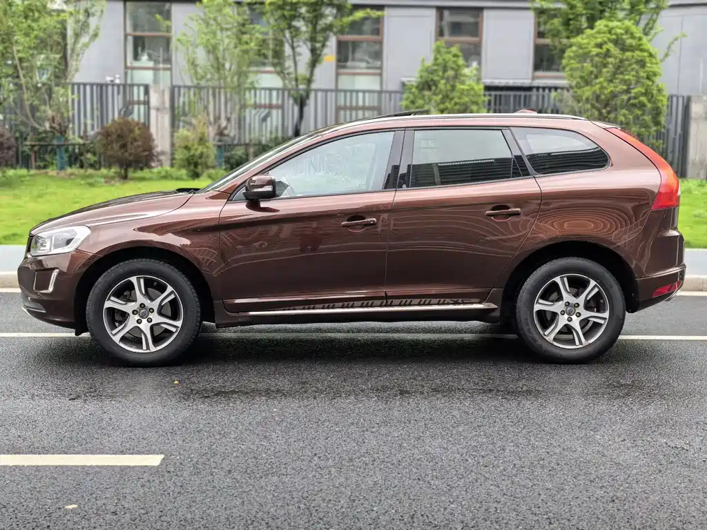 Volvo XC60 (Import) T5 Smart Ease