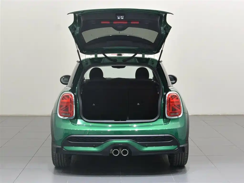 MINI 2.0 T COOPER S Classic