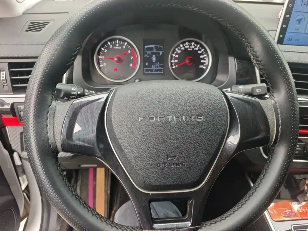 Fengxing T5 风行T5 2021款 1.5 T 自动舒适型