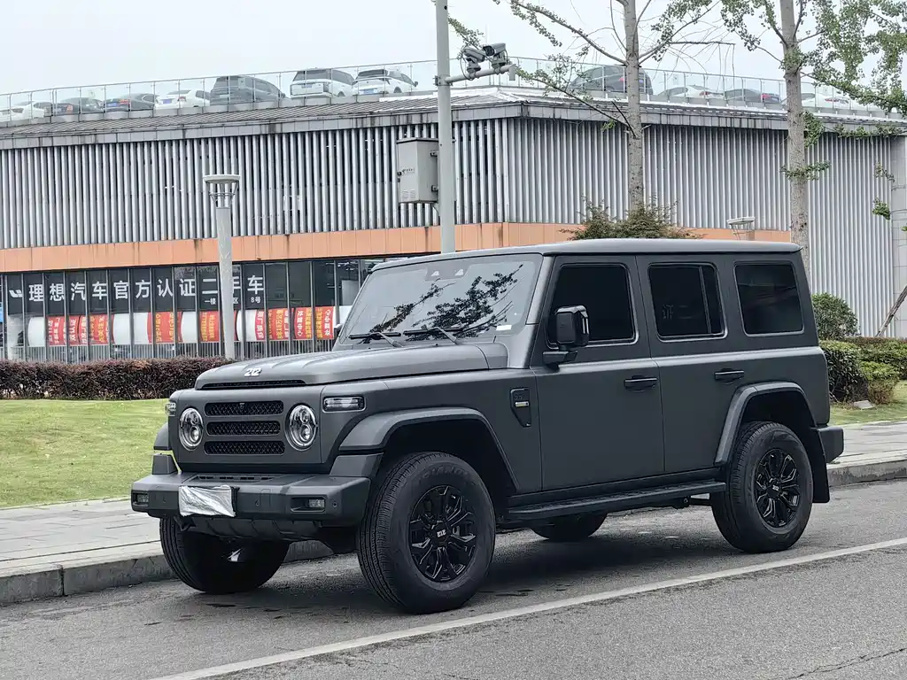 212 T01 2.0 T Explorer