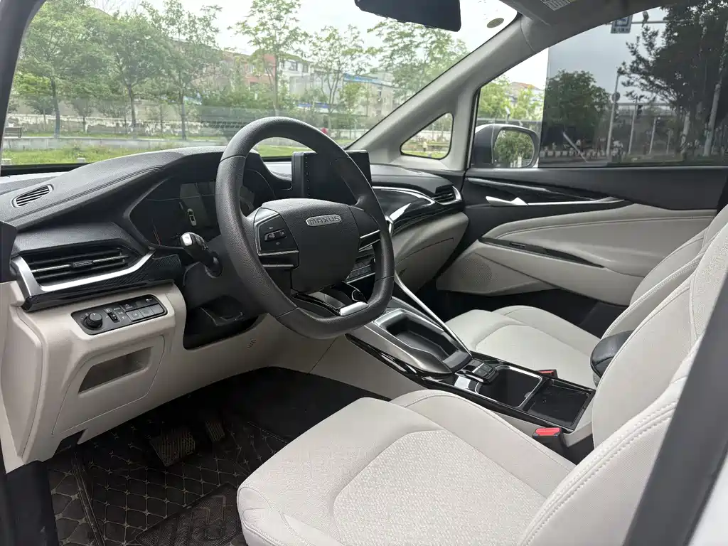 Maxus G50 大通G50 2025款 1.5 T 网约定制版