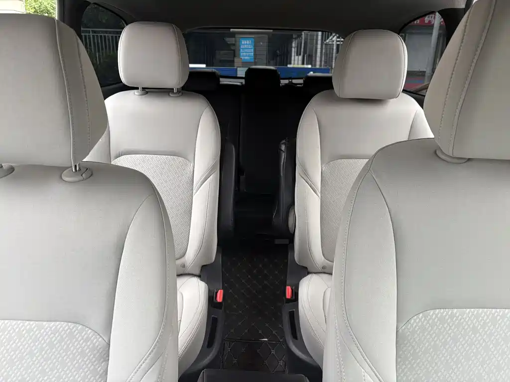 Maxus G50 大通G50 2025款 1.5 T 网约定制版