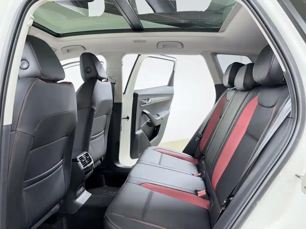 Karoq TSI280 Luxury Enjoyment