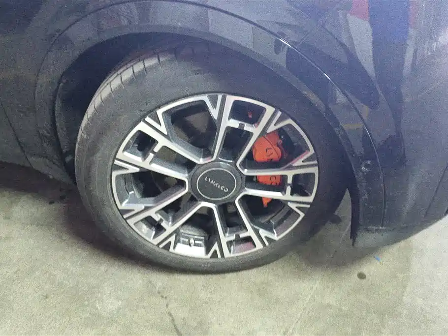 Lynk & Co 900 领克900 2025款 1.5 T Ultra 6座