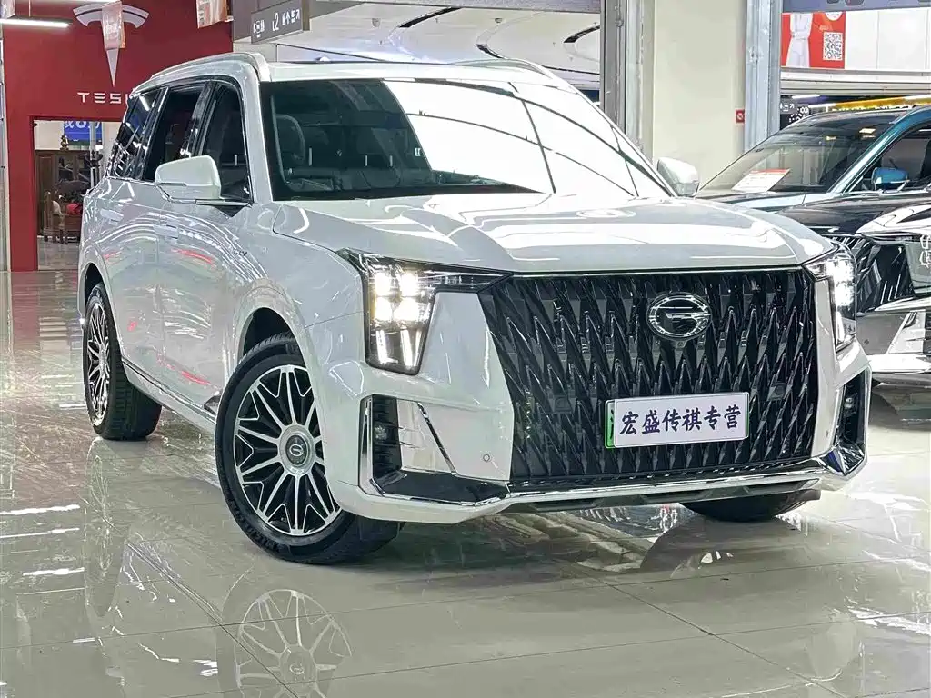 Trumpchi ES9 传祺ES9 2024款 PHEV 143 km 贺岁版