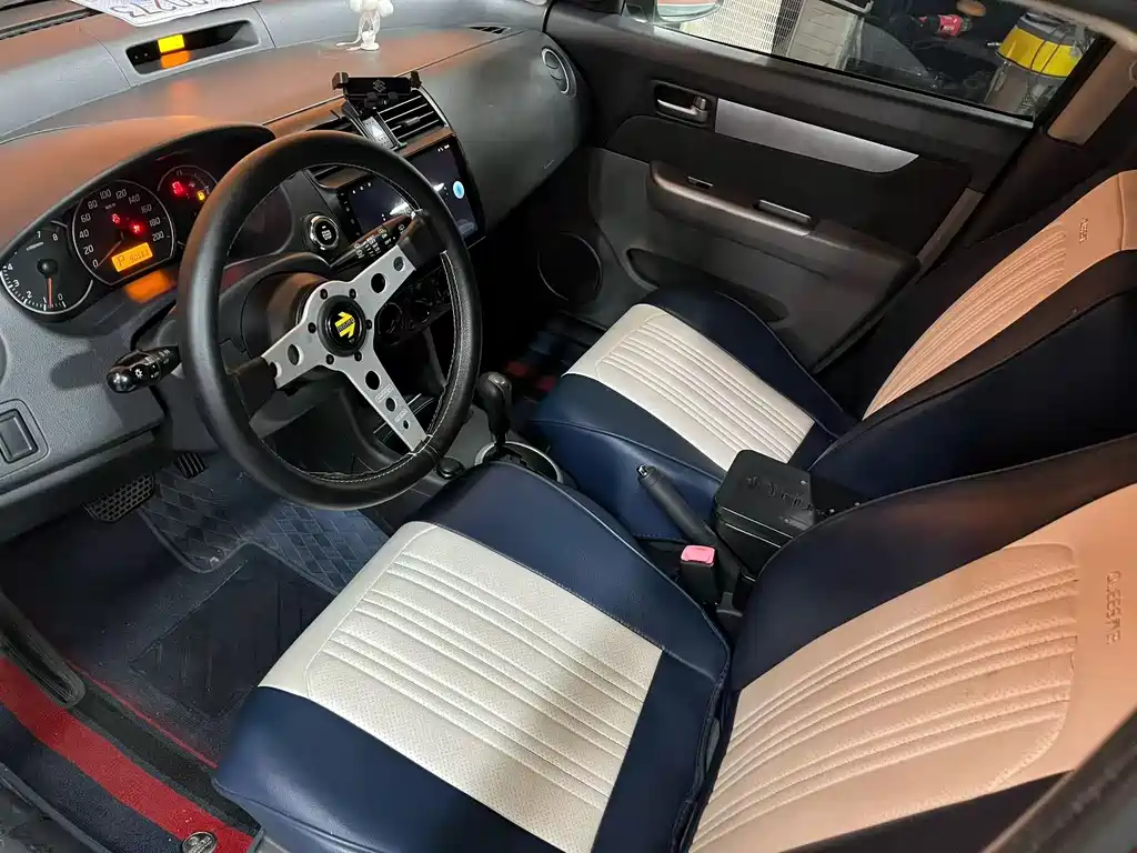 Swift 1.5 L Auto Standard