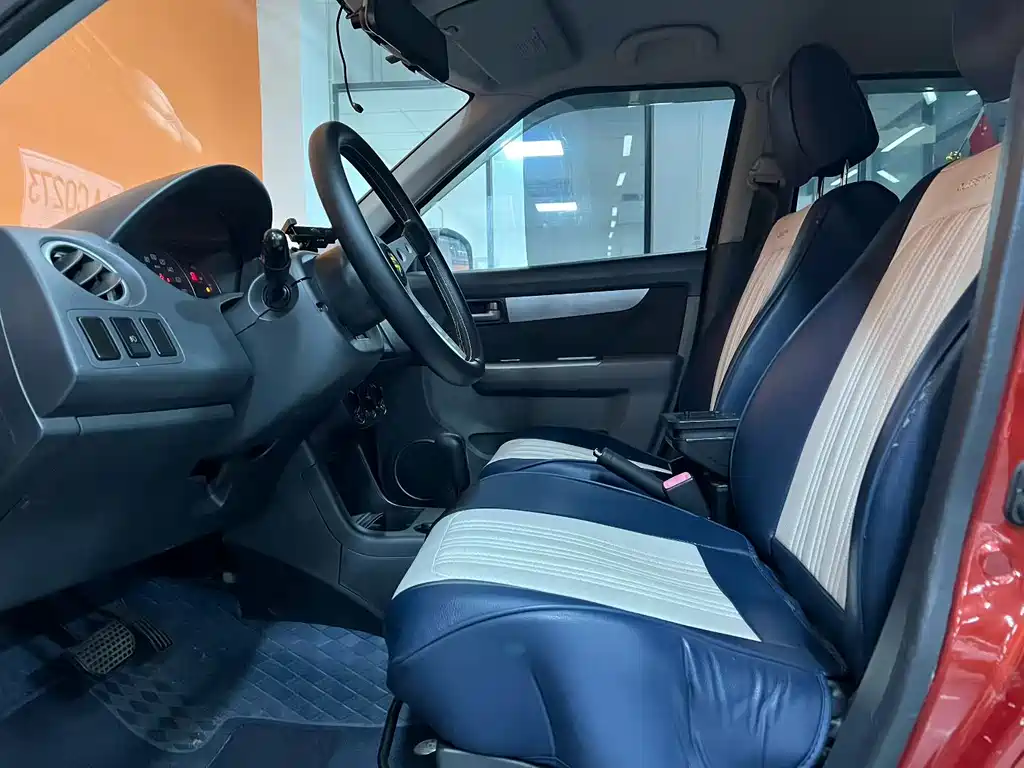 Swift 1.5 L Auto Standard