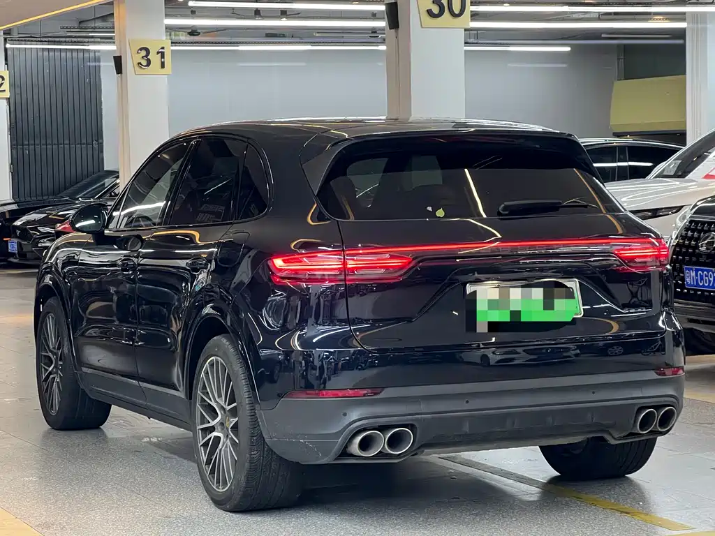 Cayenne NEV Cayenne E-Hybrid 2.0 T Platinum