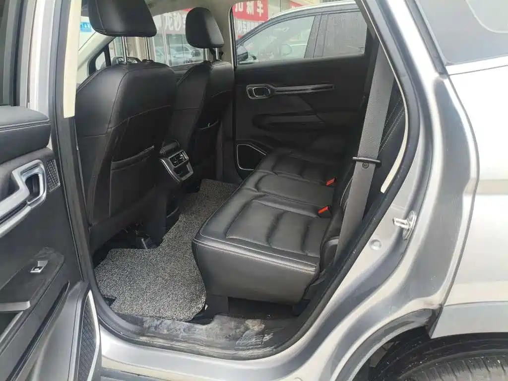 Haoyue 1.8 TD DCT Luxury 5-seat