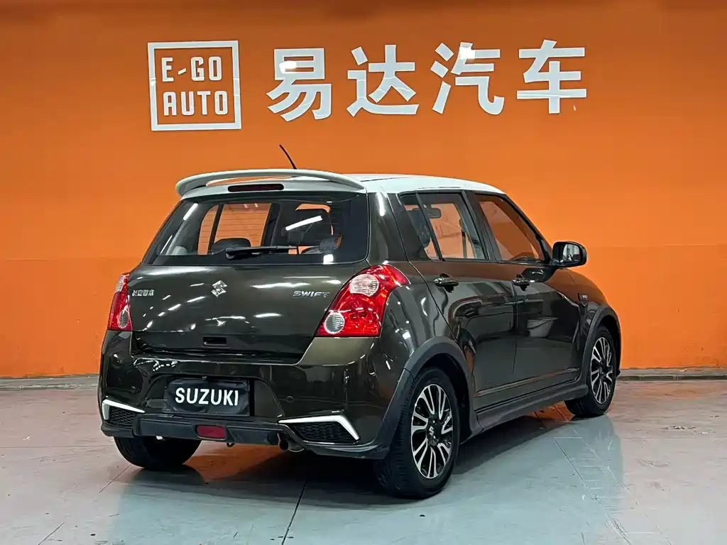 Swift 1.5 L Auto Limited