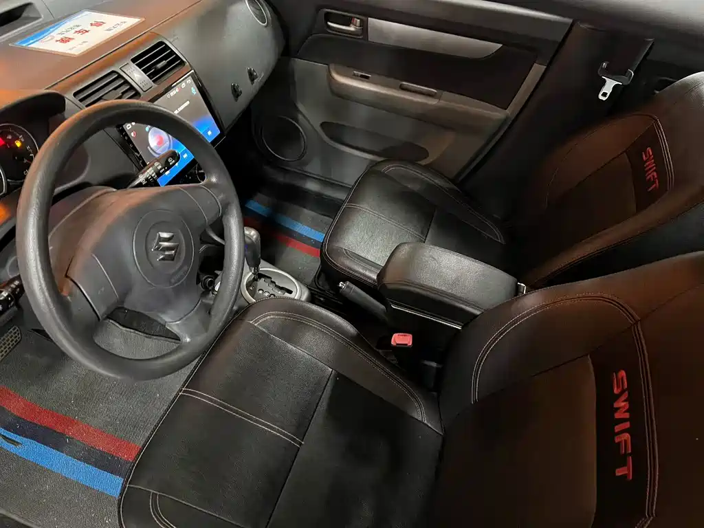 Swift 1.5 L Auto Limited