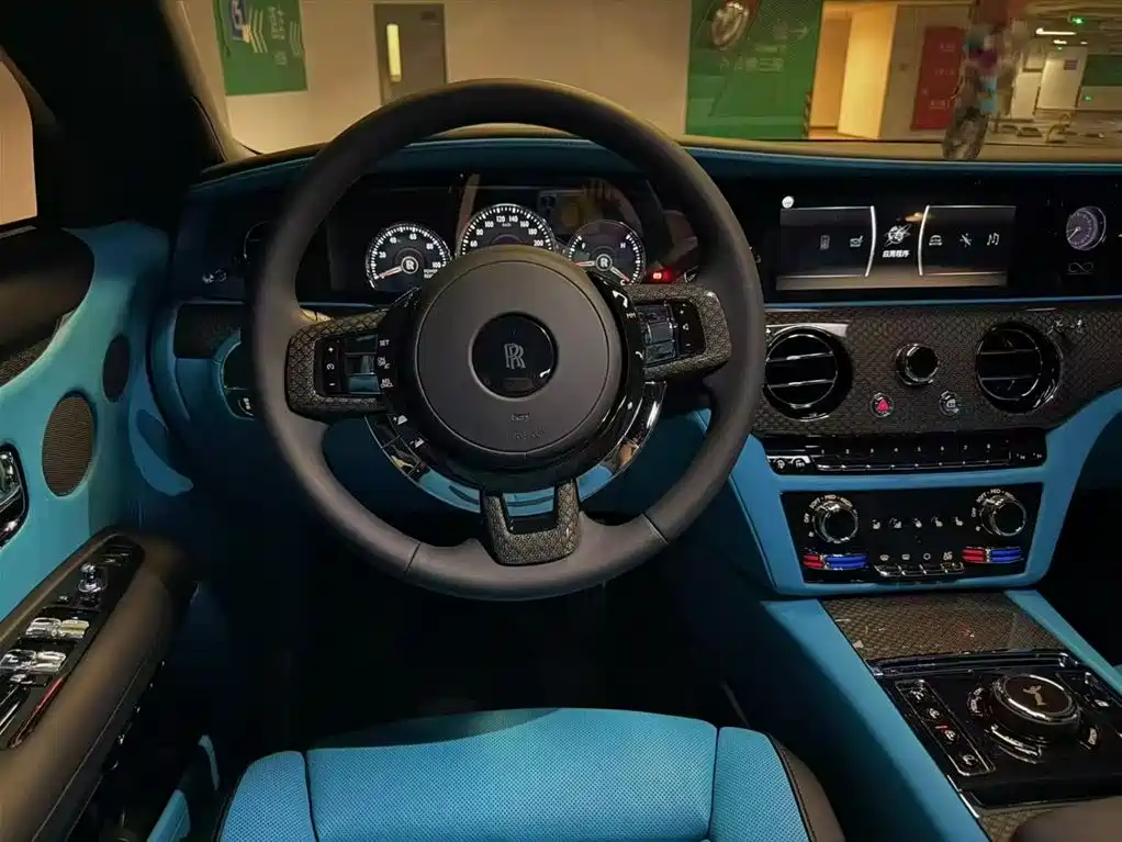 Ghost 6.7 T Black Badge