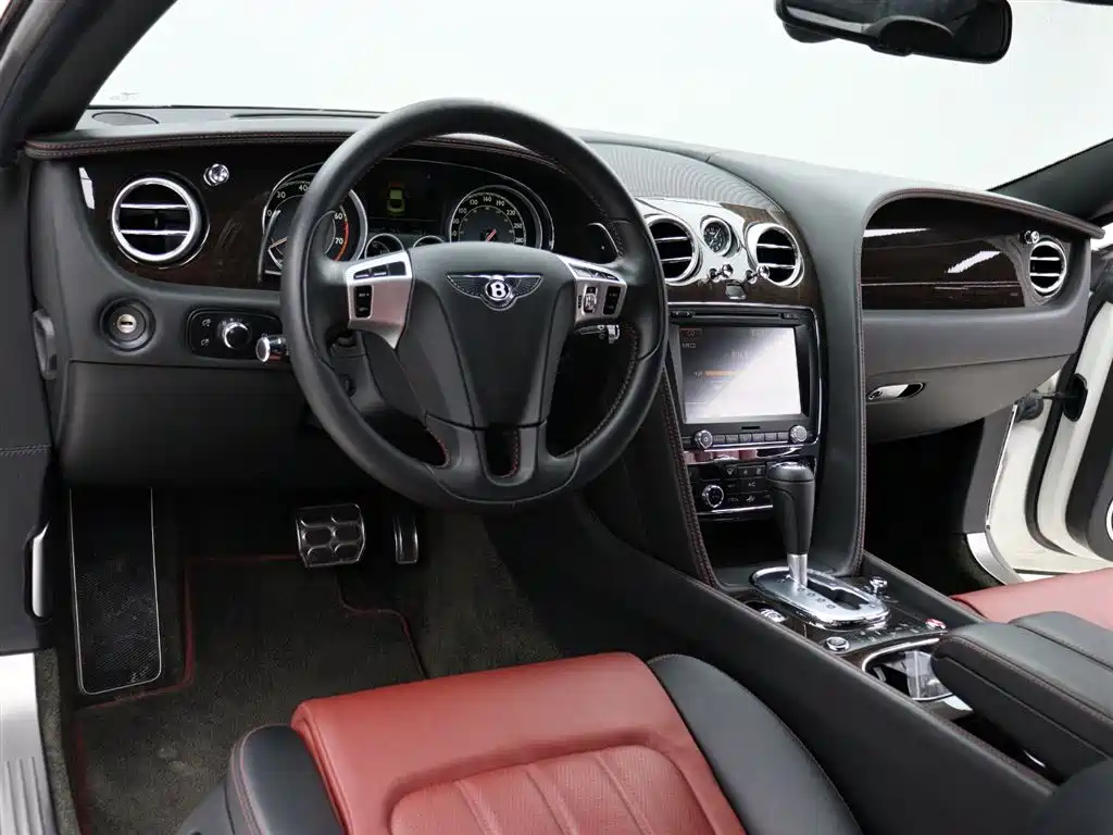 Continental GT 4.0 T GT V8 Standard