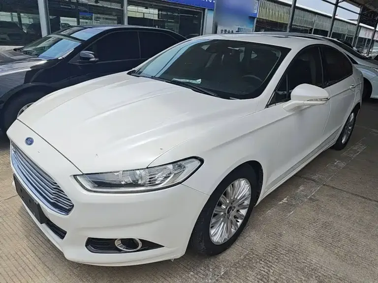 Ford Mondeo 2.0 L GTDi200 Fashion