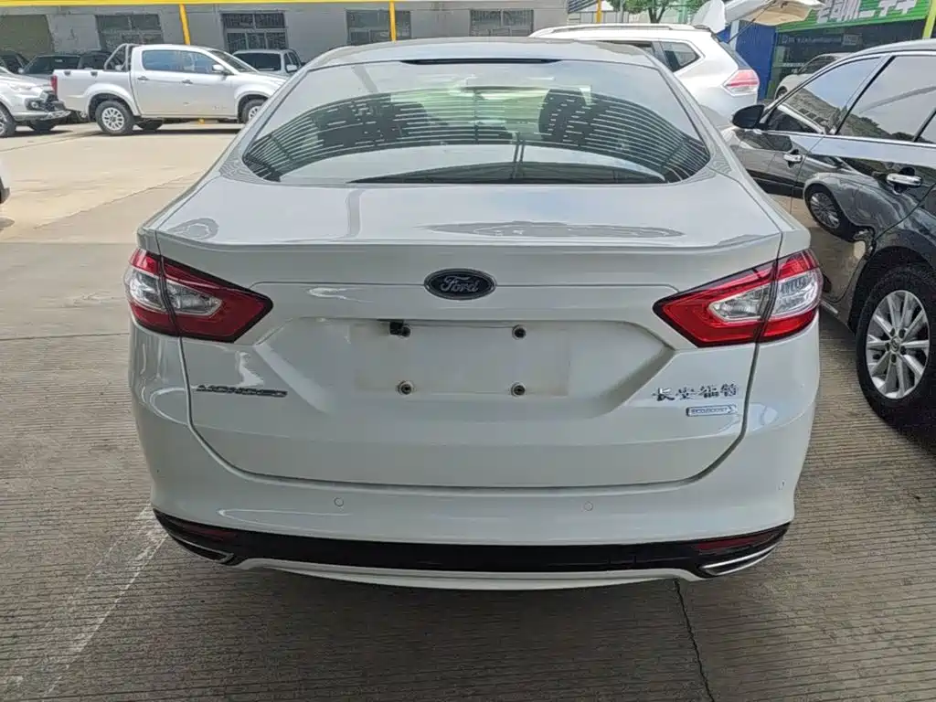 Mondeo 2.0 L GTDi200 Fashion