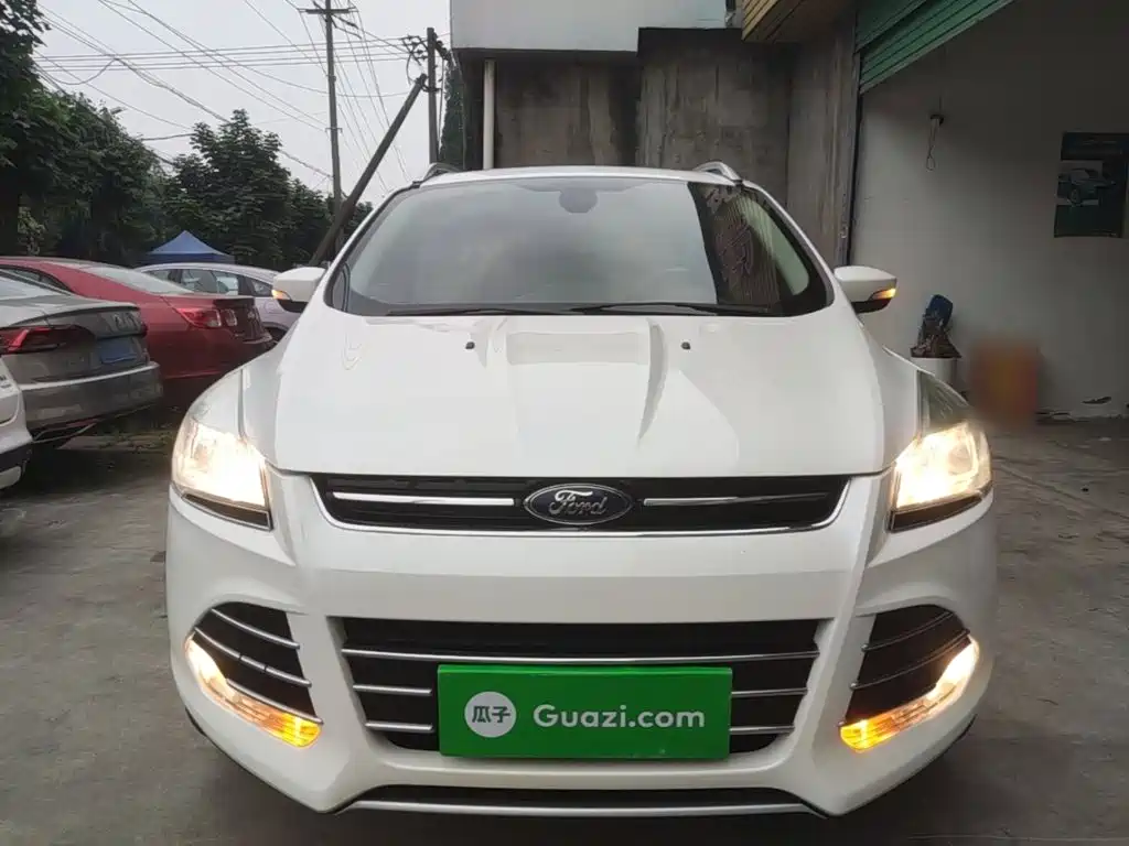 Kuga 1.5 L GTDi 2 WD Style