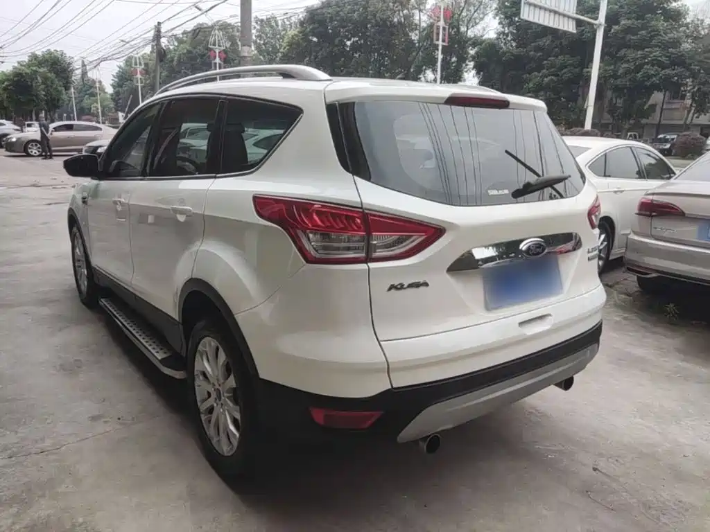 Kuga 1.5 L GTDi 2 WD Style