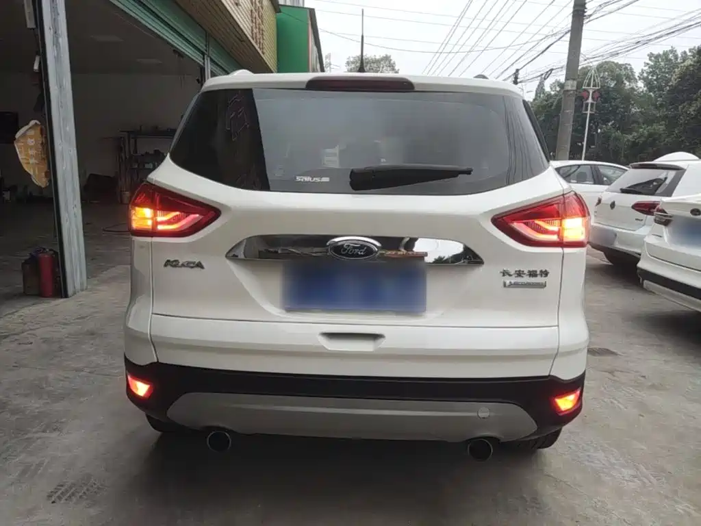 Kuga 1.5 L GTDi 2 WD Style