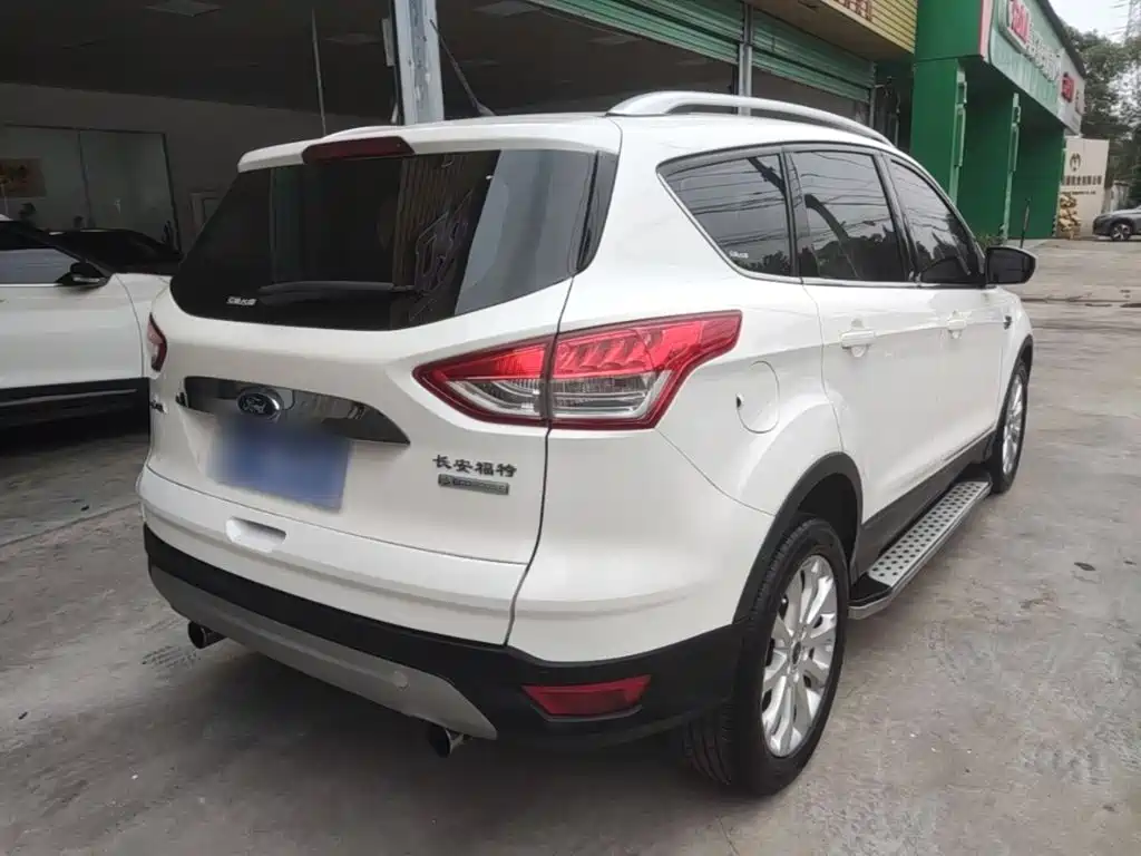Kuga 1.5 L GTDi 2 WD Style