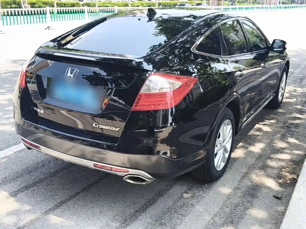 Crosstour 2.4 L Luxury
