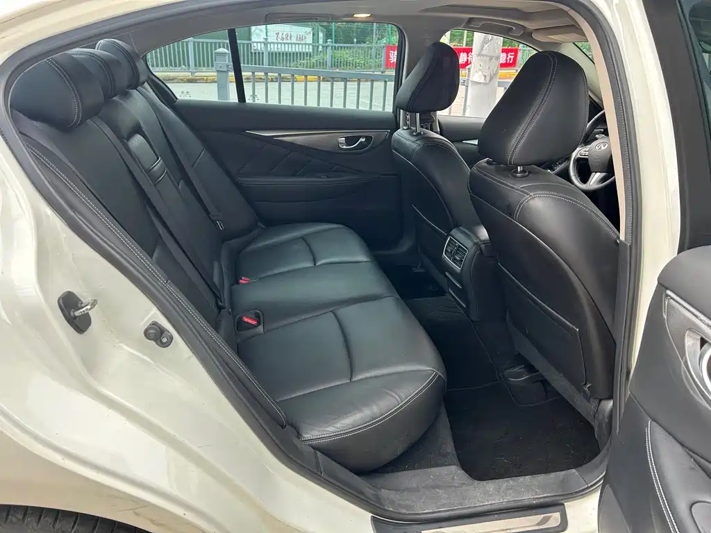 Infiniti Q50 L 2.0 T Progressive