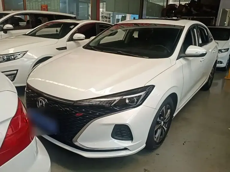 Changan Eado PLUS Blue Whale NE 1.4 T GDI DCT Distinguished