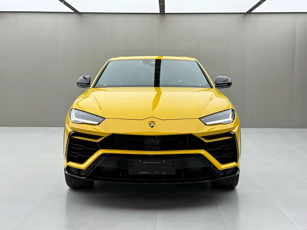 Urus 4.0 T V8