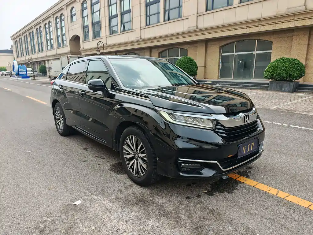 Avancier 370 TURBO 2 WD Luxury