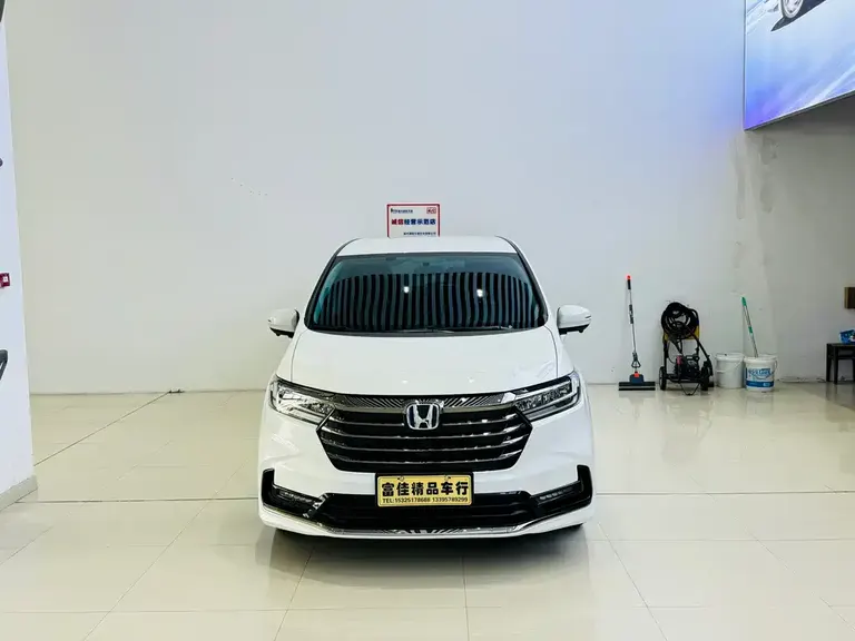 Honda Odyssey 2.0 L e:HEV Sharp· Joy