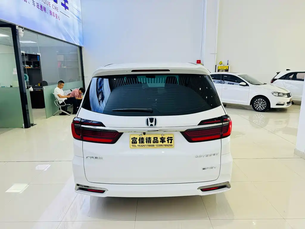 Odyssey 2.0 L e:HEV Sharp· Joy