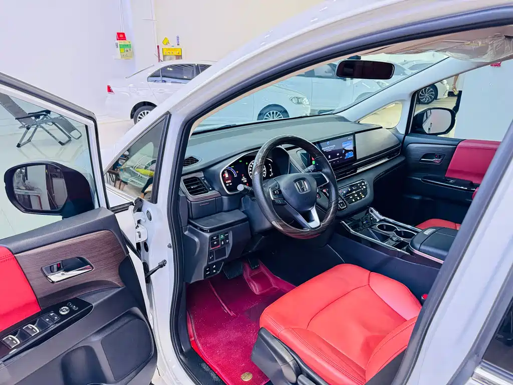 Odyssey 2.0 L e:HEV Sharp· Joy