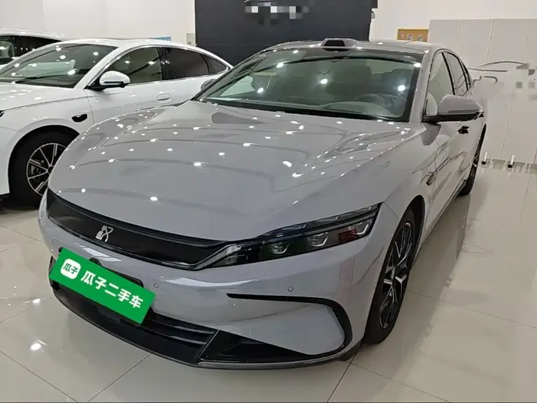 BYD Han DM-i Smart Drive 125 KM Honored