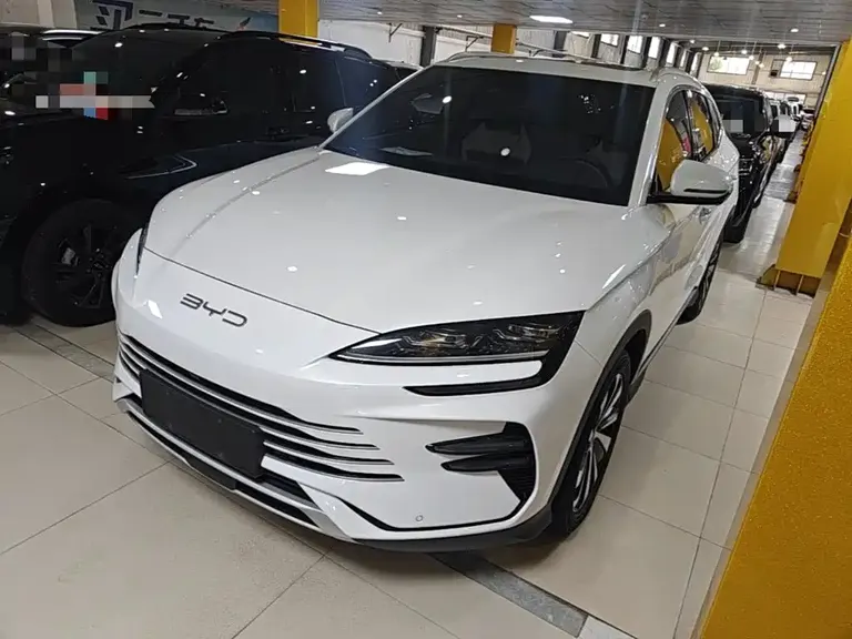 BYD Song PLUS NEV Champion DM-i 110 KM Flagship