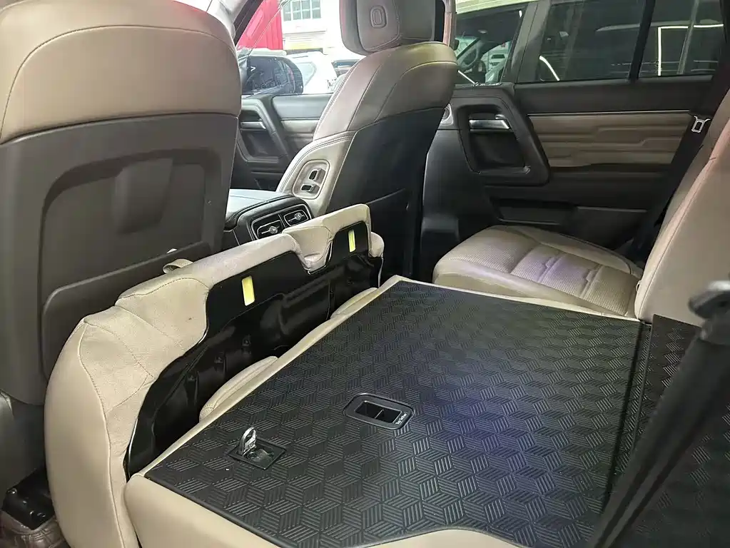 Beijing Offroad BJ60 2.0 T 11 th 5-seat