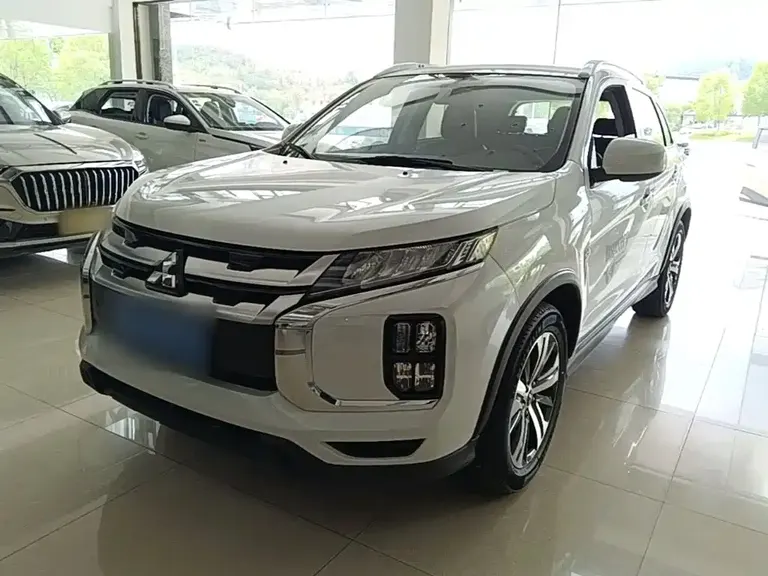 Mitsubishi ASX 2.0 L CVT Smart Leading