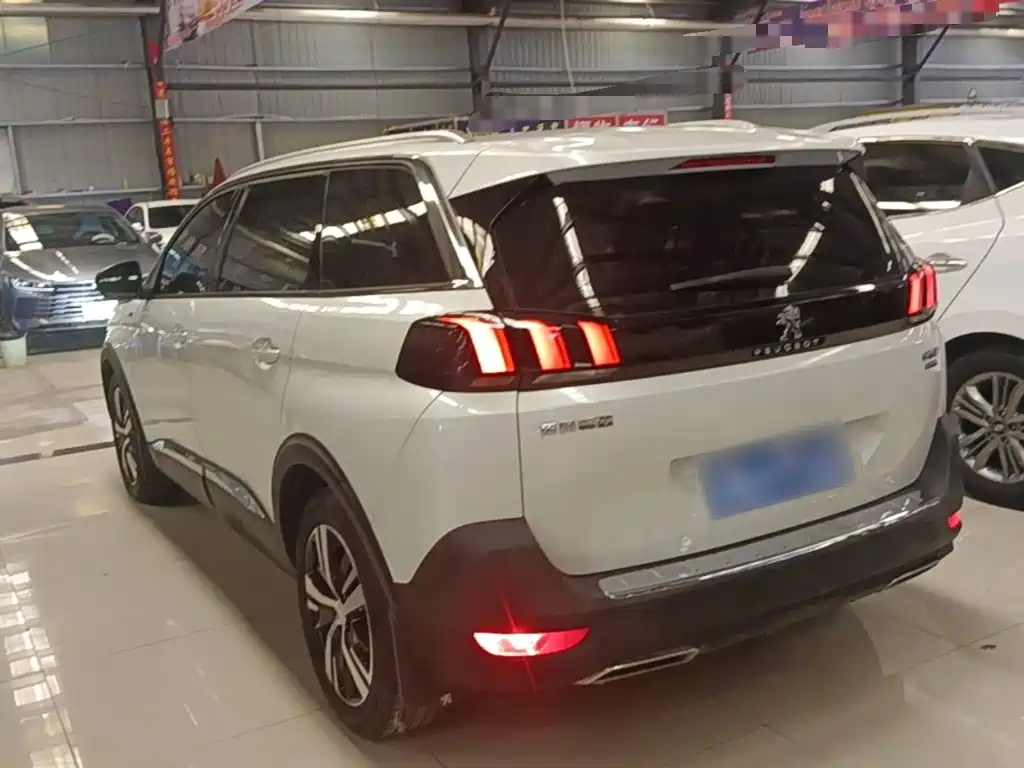 Peugeot 5008 380 THP 5-seat Elite