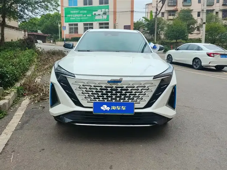 Changan Oshan Z6 NEV Smart Electric iDD 150 KM Flagship PLUS