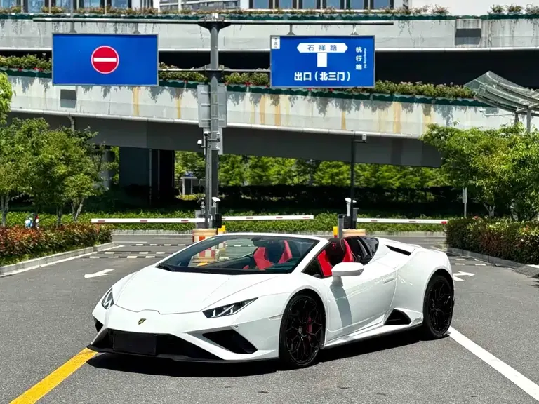 Lamborghini Huracán Huracán EVO RWD Spyder