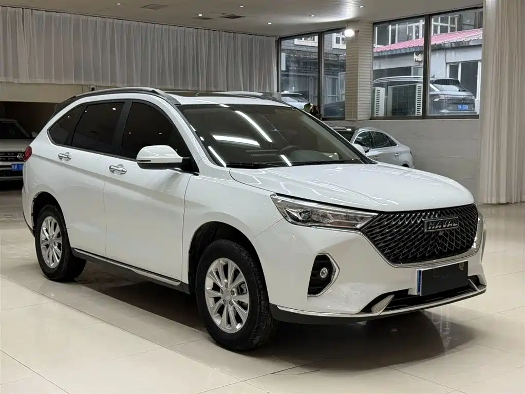 Haval M6 PLUS 1.5 T DCT Luxury Connected