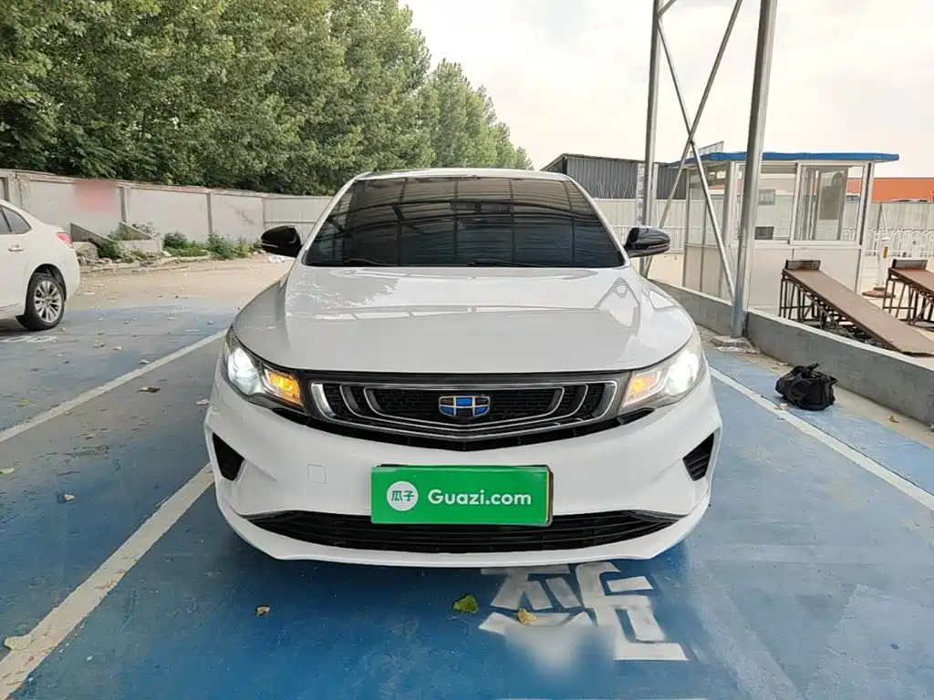 Emgrand GL 1.8 L Manual Elite Connected