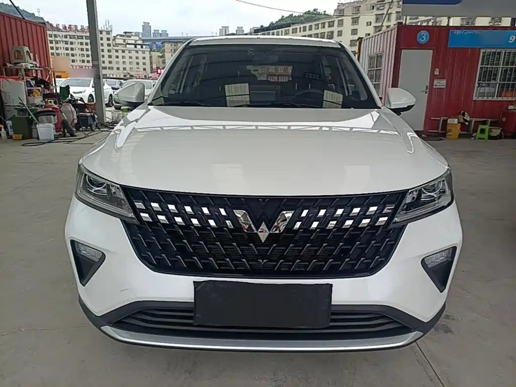 Wuling Xingchi 1.5 L CVT Smooth Cool
