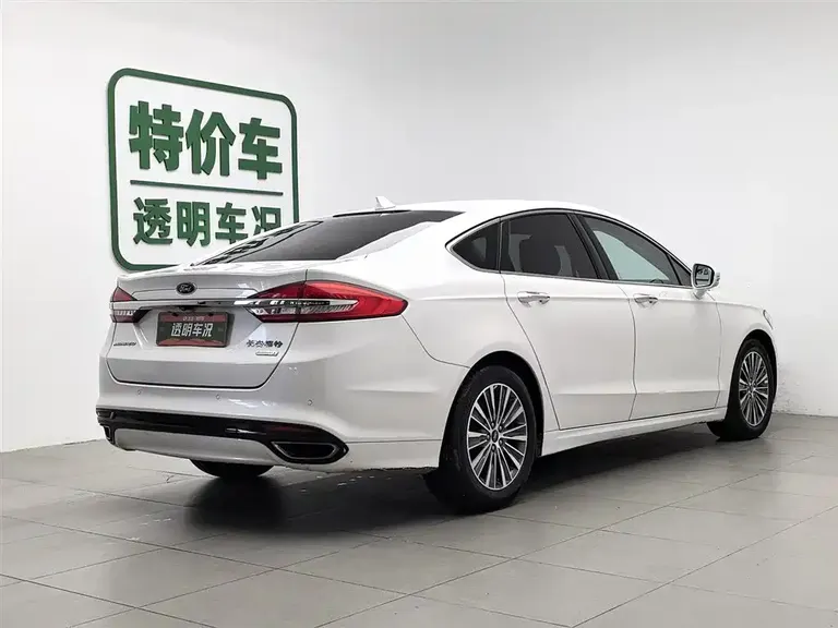 Ford Mondeo EcoBoost 180 Luxury