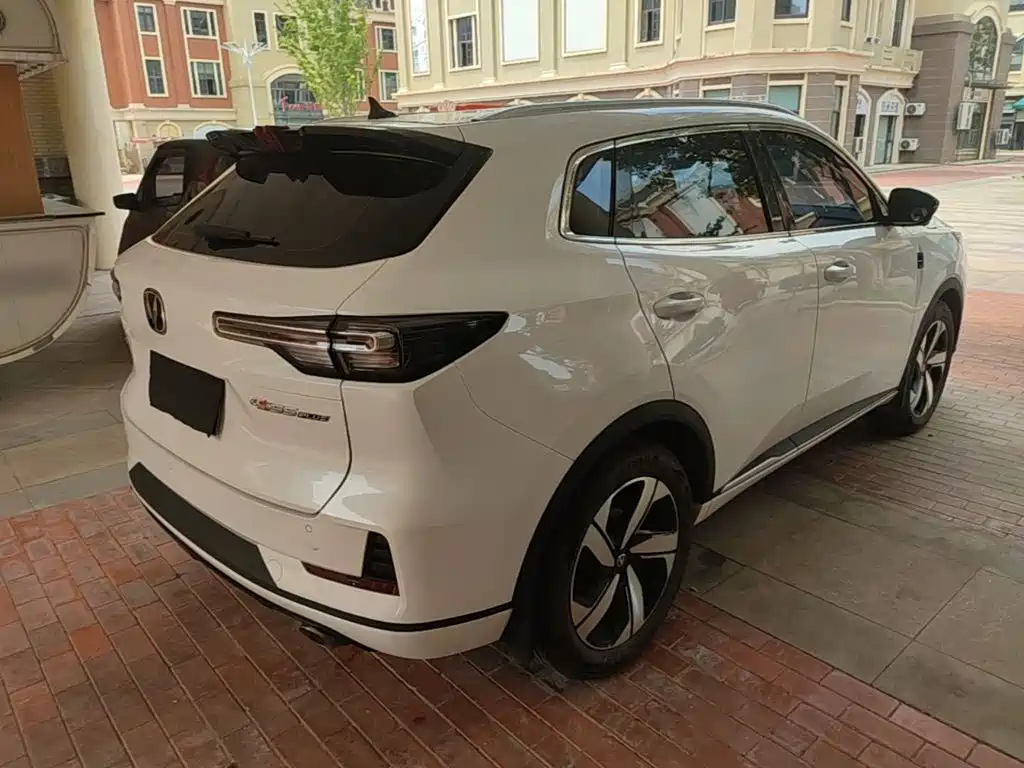 Changan CS55 PLUS 3 rd Gen 1.5 T DCT Outstanding