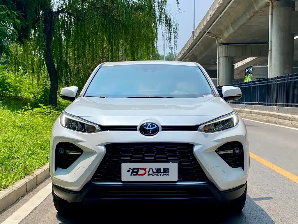 Wildlander 2.0 L CVT 2 WD Luxury PLUS