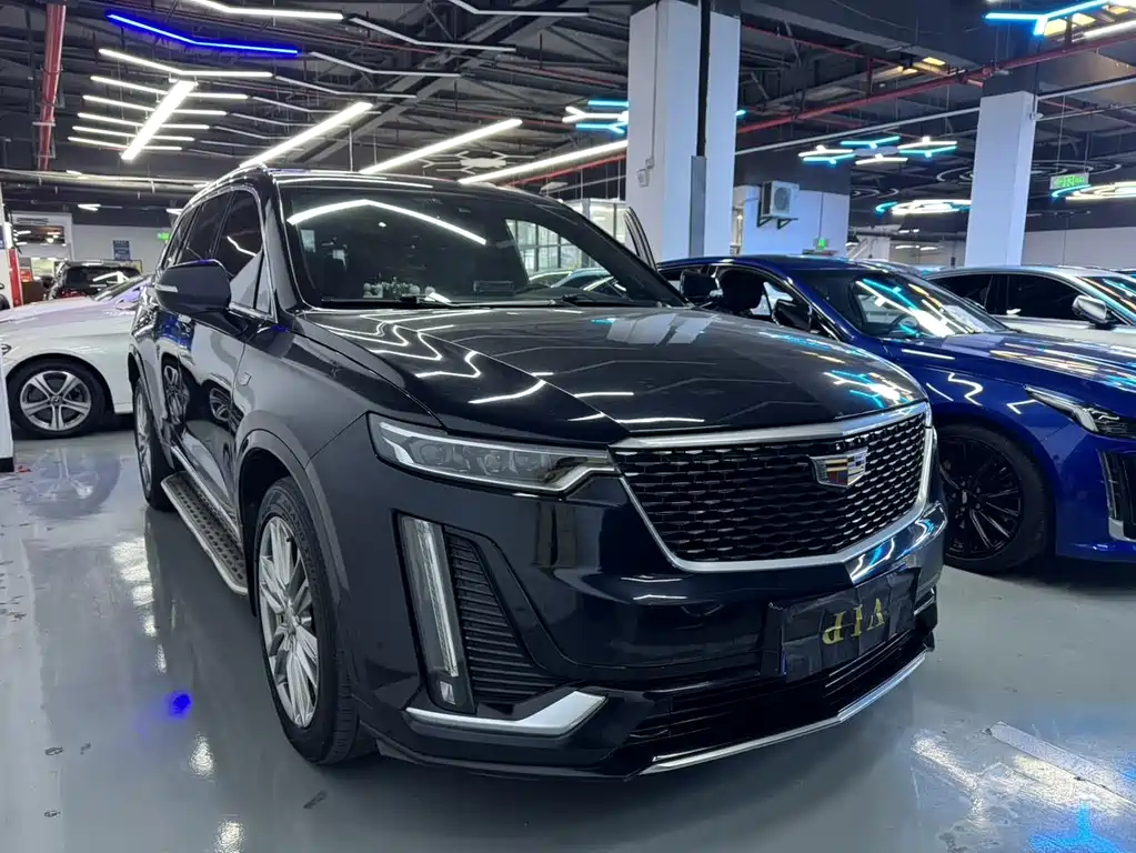 Cadillac XT6 28 T 7-seat 4 WD Luxury
