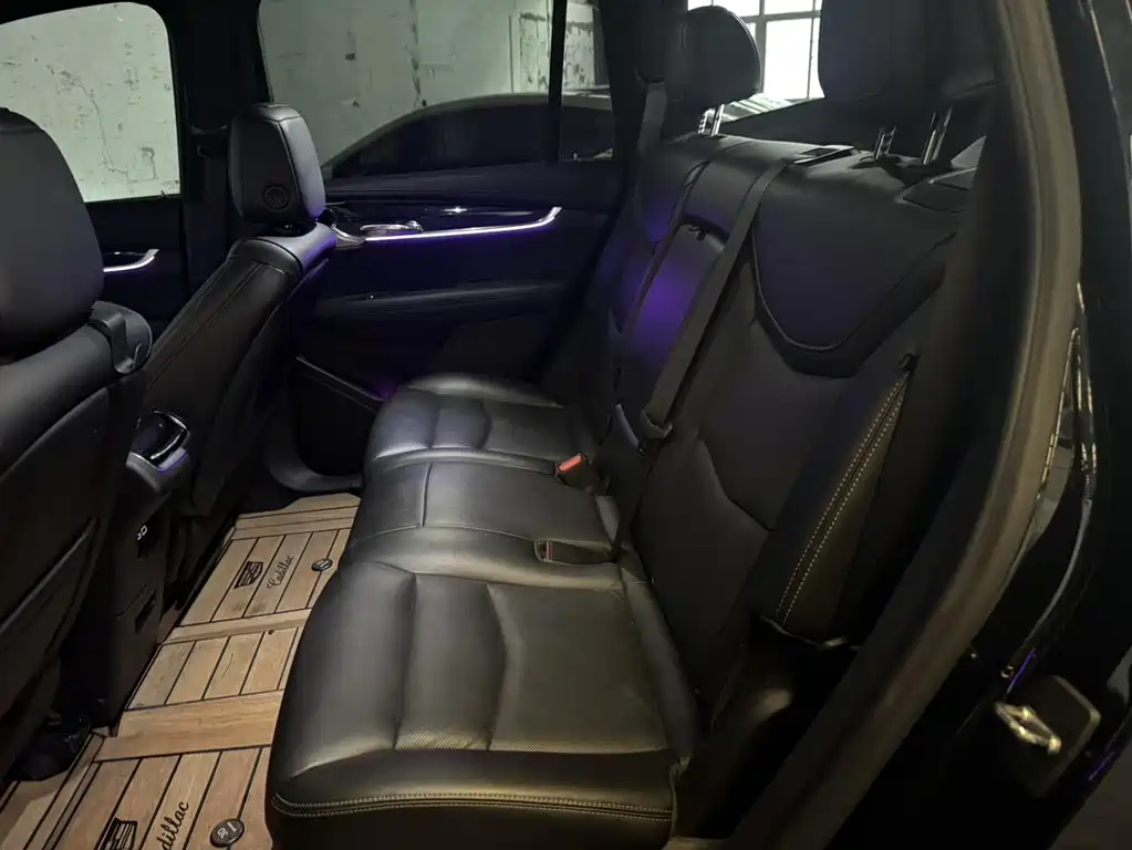 Cadillac XT6 28 T 7-seat 4 WD Luxury